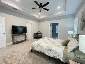 Serene Sage Stay Sleeps 8, 4 Bedrooms , Pool & BBQ - Image 4