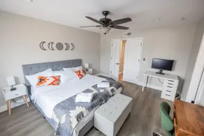 Close to Disneyland| 5BD/3BA|King Bed|Disney+Hulu+ - Image 5