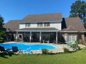 Southern comfort home with pool - Image 5
