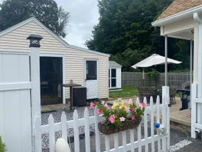 Charming and Centrally Located Westerly Cape! - Image 4