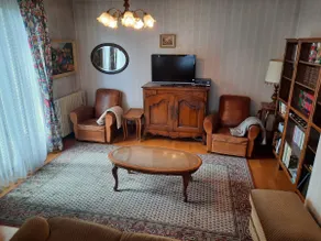 5-person apartment in the heart of Monistrol - Image 2