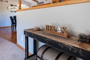 Entire Lakehouse with Game Room on Lake Arrowhead - Image 5