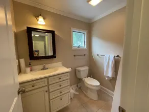 Relaxing 3-Bedroom Beach Cottage By Historic Lewes - Image 4