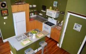 Design + Comfort by Ziegler Park / Free Parking - Image 5