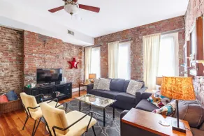 Design + Comfort by Ziegler Park / Free Parking - Image 2
