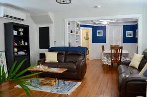 Stetson & Downtown DeLand Coastal Cottage - Image 3