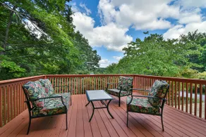 Stylish and Cozy/Fireplace/3BR/15 min to AVL - Image 5