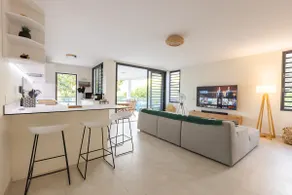 Maraea Deluxe Apt 2BR 2BA with Pool View near Tahiti Airport - Image 2