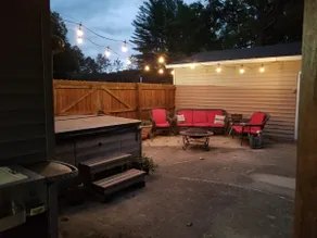 Country home w/ fenced yard hot tub wi-fi - Image 2