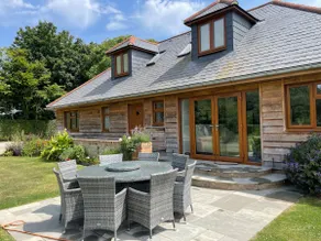 Spacious Cottage with Garden Views | Sleeps 8 - Image 5