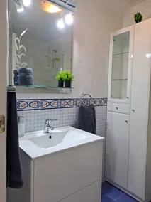 A beautiful apartment with a pool near the beach - Image 2