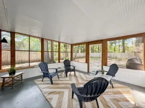 3 BR Home w Yard~First Floor Bedroom~25 min to CHS - Image 2