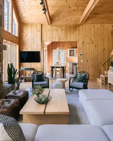 Stylish Getaway w/ Hot Tub & Firepit Near Stratton - Image 3