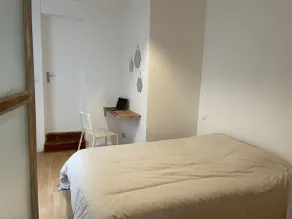 2-room apartment Rated 2 * * - Image 5