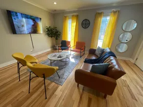 Modern stay for Derby minutes from Churchill Downs - Image 3