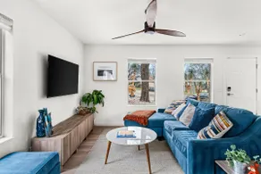 Stylish Private Oasis, Steps from Best Food & Fun - Image 4