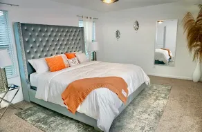 Beautiful Home Near UNC & More..Wi-Fi.2 lofts! - Image 3