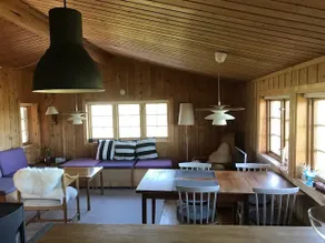 Mountain cabin with panoramic views - Image 3