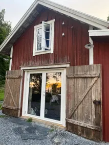 Casa Garaje. A newly-renovated cottage with lake view - Image 2