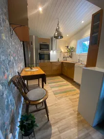 Casa Garaje. A newly-renovated cottage with lake view - Image 3