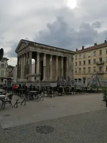 Cozy, old-fashioned charm in the historic center - Image 4