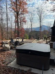 Modern cabin, hot tub, mtn views, fireplace - Image 3