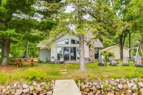 5 ⭐️ Lake Life Vacation with all the amenities. - Image 3