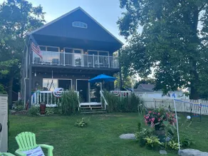 Lovely waterfront 2 bedroom apartment - Image 5