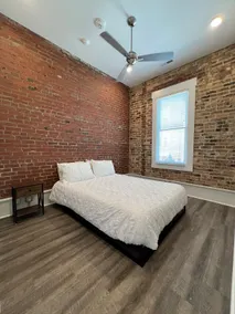 Newly Renovated 2-bedroom Apartment in Downtown - Image 3