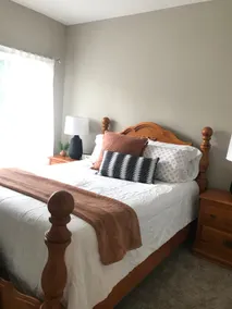 Creekside Getaway in the country, Minutes from MB! - Image 4