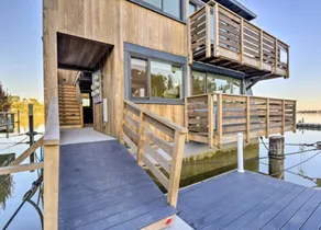 Floating condo 'A' on Sausalito's Richardson Bay. - Image 5