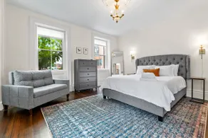 Charter Street: Historic Charm, Modern Comfort - Image 3