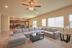 2 Units|4 Bed: 3 Bath|Workout Equip.|BBQ|Fire Pit - Image 2