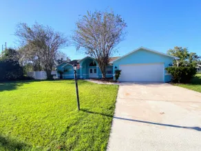 Cozy 3 bedroom W/ Pool - Image 2