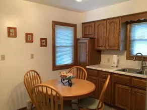 Charming Home near downtown Appleton - Image 4