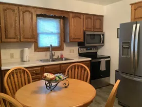 Charming Home near downtown Appleton - Image 3