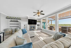 Riverfront Vineyard Estate | Events & Stays - Image 2