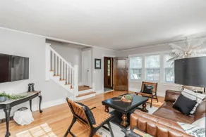 Spacious Dundee Duplex | 8BR | Walk to Cafés - Image 5