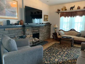 Mod Victorian Spacious sleeps 8 close to fields - Image 2