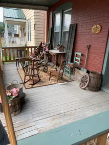 Mod Victorian Spacious sleeps 8 close to fields - Image 3