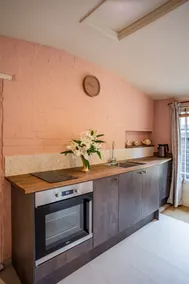 Adorable studio overlooking Audley End grounds - Image 3