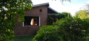 The air-conditioned Squirrel Cottage and its pool - Image 5