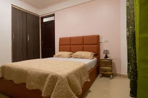 Easily accessible Cozy 2-Bedroom apartment - Image 5
