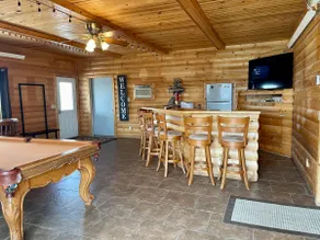 LODGE just outside of Platte, SD - Image 2