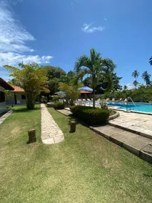 Charming Seaside Place and Pool - Image 4