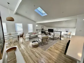 Sparkling East Hampton Oasis 3 bed 2 bath w/heated pool. Pets Welcome! - Image 3