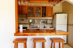 Mediterranean House in a coastal condominium - Image 4