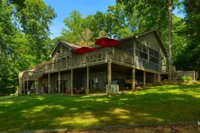 Crosswinds at Lake Anna - Image 2