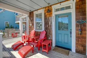 Otterly Relaxed in Seabrook, WA - large deck with private hot tub & firepit - Image 2