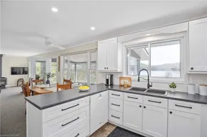 Muskoka-Lake House Escape - Image 2